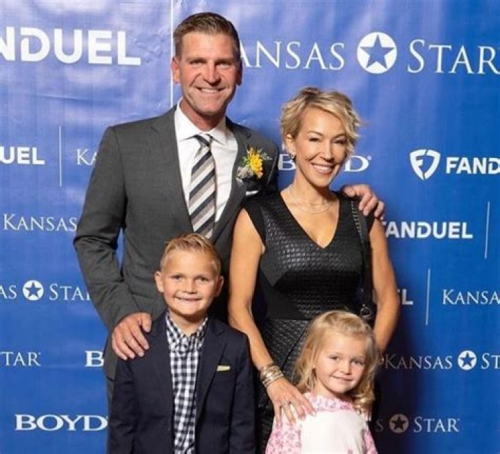 Clint Bowyer | JadeW