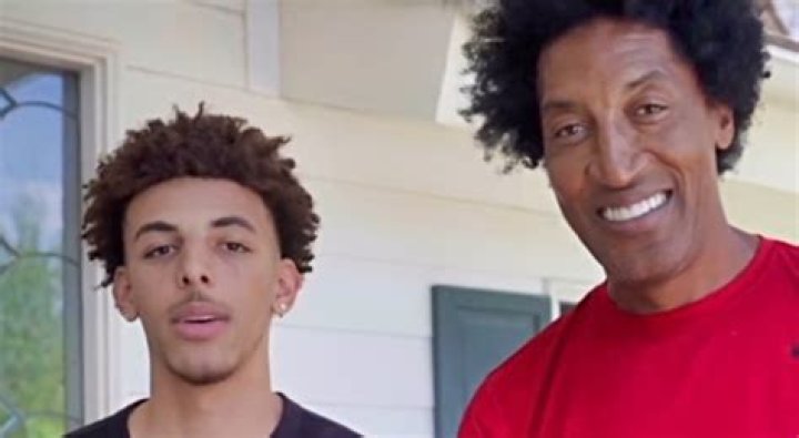 Justin Pippen Meets Scottie Pippen's Son