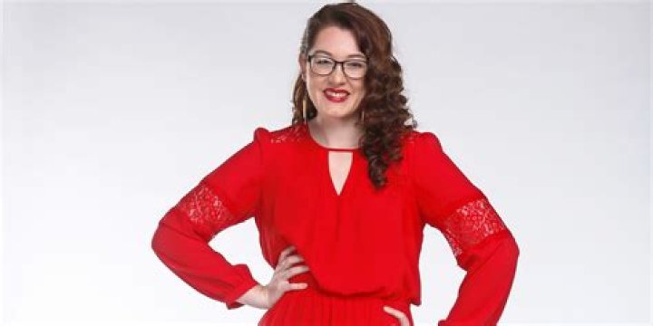 Married, Husband, Story, Deaf Singer, Net Worth, Family
