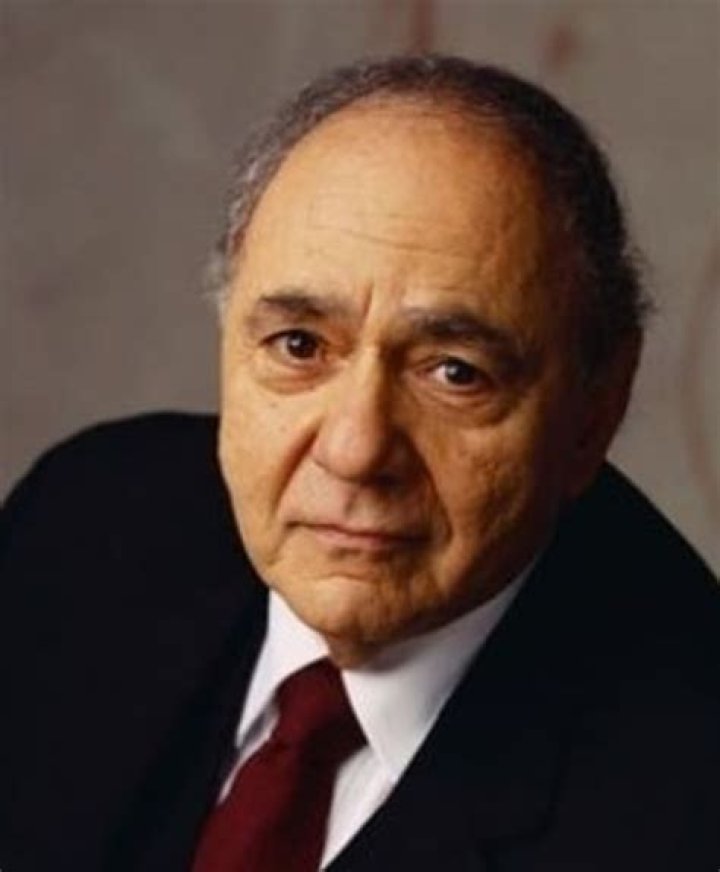 Michael Constantine - Bio, Age, Wiki, Facts and Family