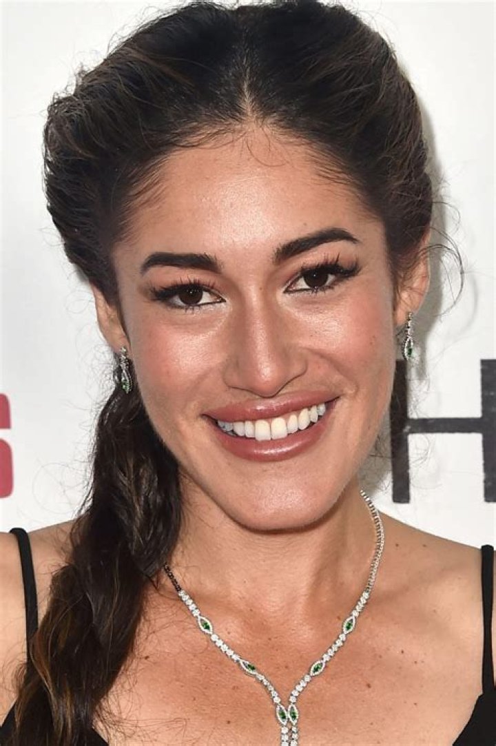 Qorianka Kilcher Biography, Lip Surgery, Wiki, Controversies
