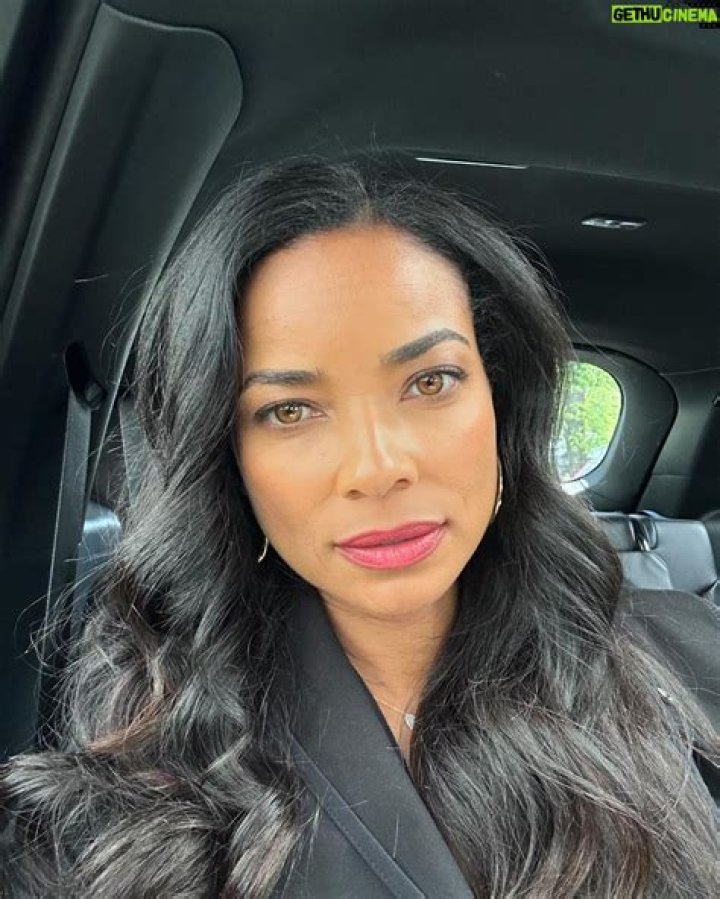 Rochelle Aytes - Bio, Age, Wiki, Facts and Family ·