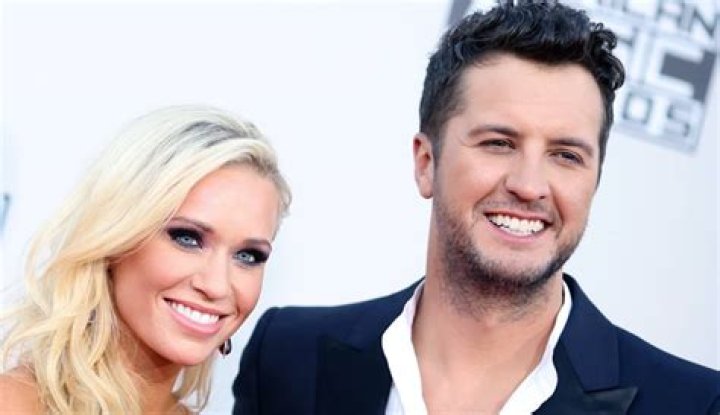 Who is Luke Bryan's wife Caroline Boyer? Her wiki, bio, age, net worth, wedding, job, hometown, care